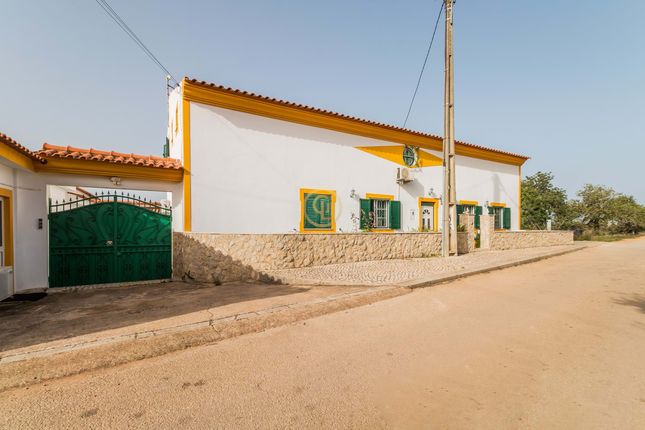 Thumbnail Farmhouse for sale in Canais-Tunes, Algoz E Tunes, Silves Algarve