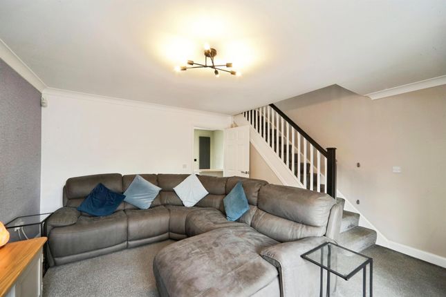 9, Windmill Court, Leeds photo 4