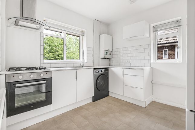 14A, Newbury Way, Northolt photo 2