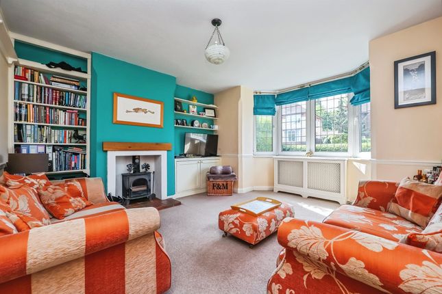 25, Little Hallam Hill, ILKESTON photo 2