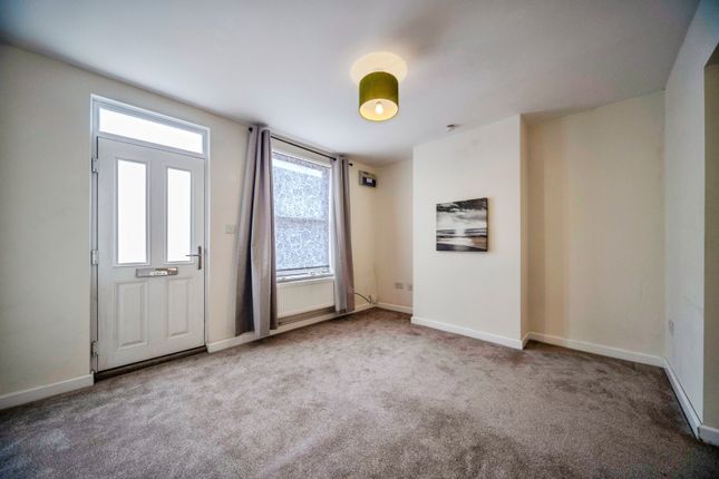 41, Victoria Road, Milton Keynes photo 2