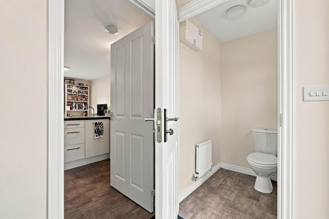 77, Cherry Tree Drive, Coventry photo 4