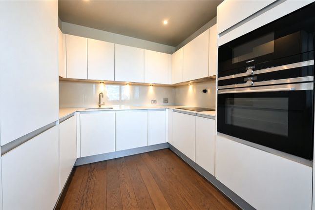 XY Apartmens, 67,9A, York Way, London photo 3
