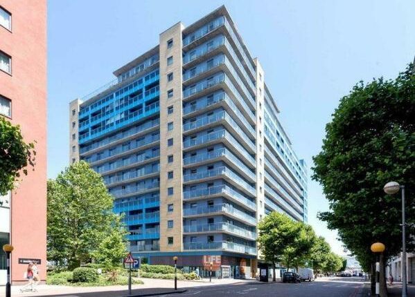 Thumbnail Flat to rent in Westgate Apartments, 14 Western Gateway, Royal Victoria Dock, Excel, London