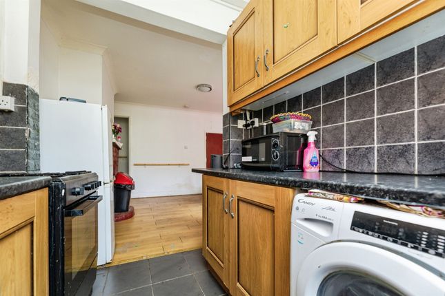 14, Mount Pleasant Road, Rotherham photo 4
