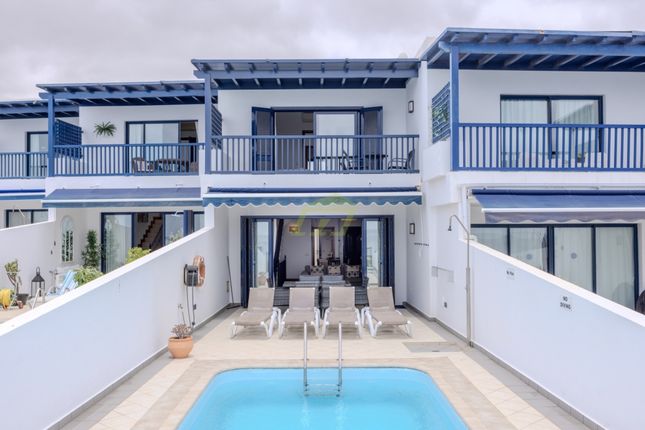 Thumbnail Apartment for sale in Puerto Calero, Lanzarote, Spain