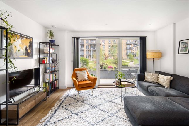 Thumbnail Flat for sale in Grattan Court, 2 Anderson Square, Bromley-By-Bow, London