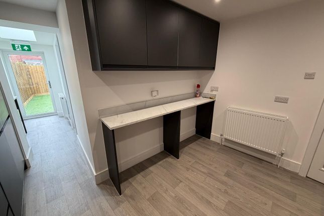 Room 1, 521, Whitehall Road, Bristol photo 5
