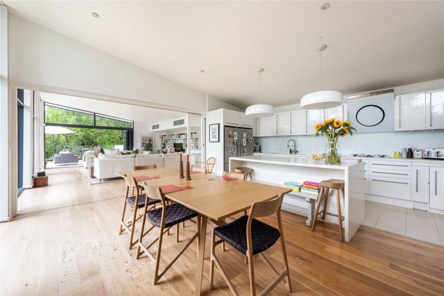 Robinwood,, Reigate Road, Surrey photo 3