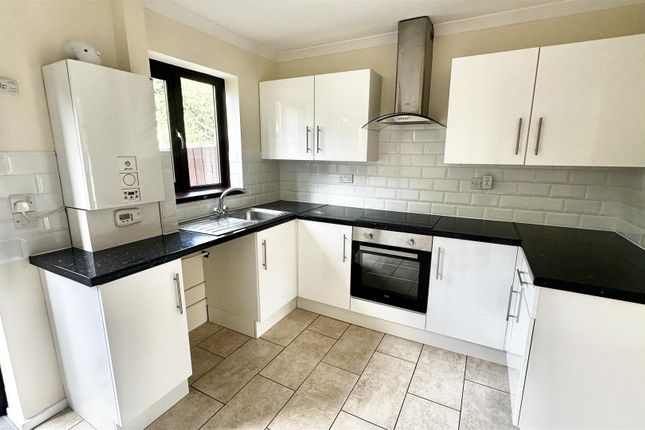 105, Longpark Way, St. Austell photo 3