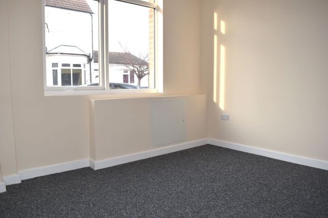 379, Westborough Road, Westcliff-on-Sea photo 4