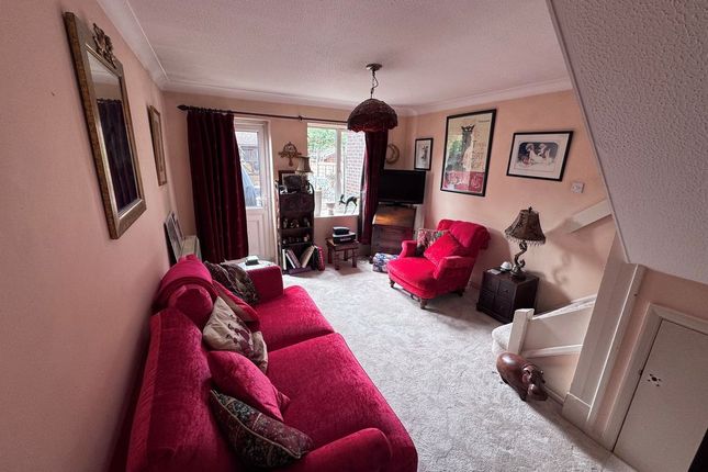 22, Harecastle Close, Hayes photo 3
