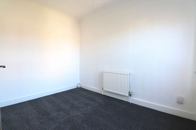 42 Littledale Street, Bedford photo 4