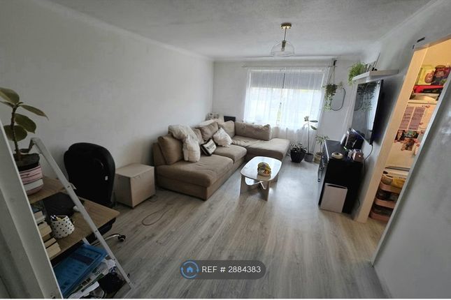 Faldo Close, Rushymead, Leicester photo 2