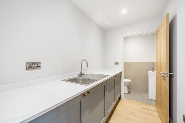 Plot 15, The Parklands (Sudbrooke)-10