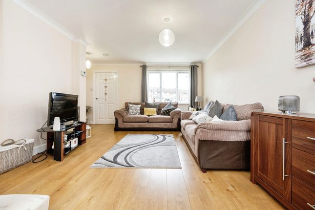 End terrace house for sale in Kendal Drive, Flitwick, Bedford