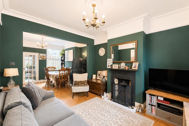 21, Upton Road, Hounslow photo 2