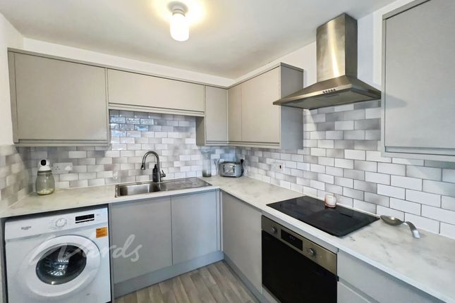 32, Vauxhall Avenue, Herne Bay photo 3