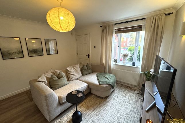 20, Beamont Drive, Ashton-On-Ribble photo 3