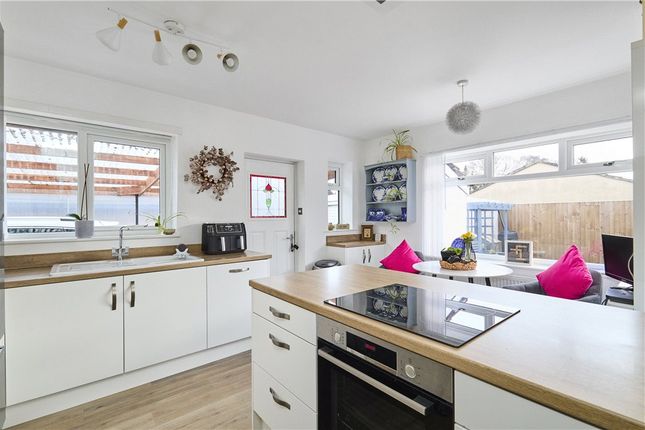 23, Farnley Road, Ilkley photo 4