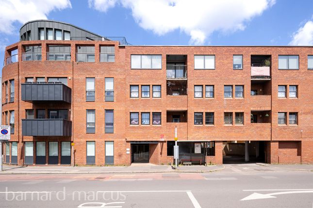 Thumbnail Flat for sale in Coombe Road, Norbiton, Kingston Upon Thames