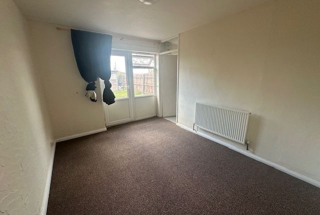 207, Fulmar Lane, WELLINGBOROUGH photo 5