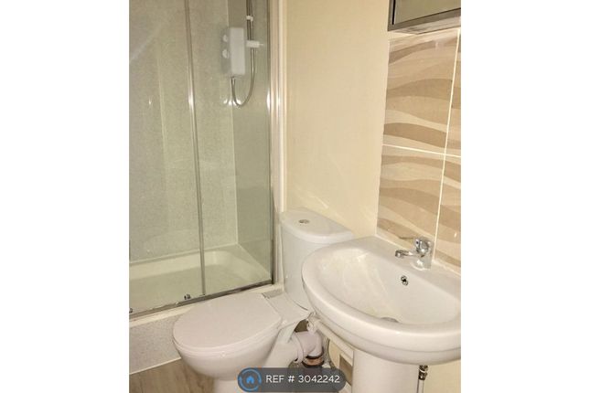 Flat, Stratford Road Sparkhill, Birmingham photo 5
