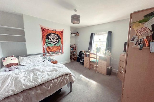 Flat to rent in St. Clements Street, Oxford