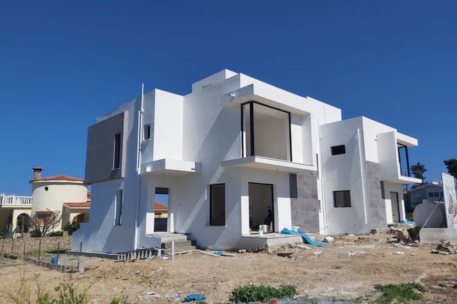 Villa for sale in West Of Kyrenia, Karsiyaka, Cyprus