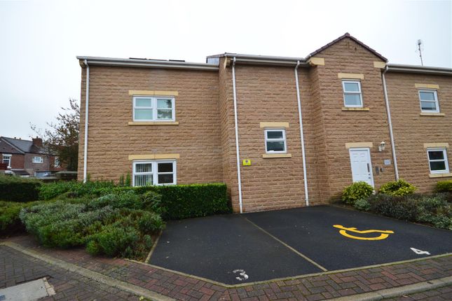 Flat to rent in Wentworth Mews, Ackworth, Pontefract