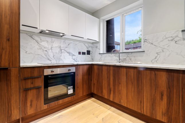 Flat to rent in Brick Lane, Spitalfields