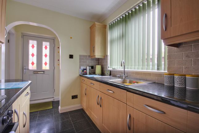 4, Fisher Close, Willerby, Hull photo 3