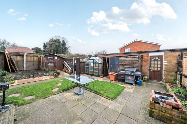 18, Tetney Road, Grimsby photo 4