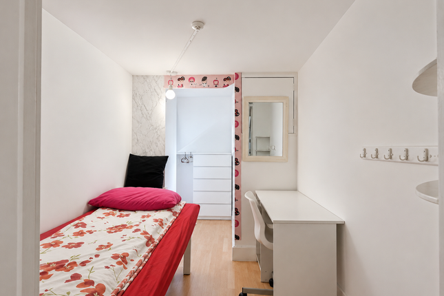 17, Harleyford Road, LONDON photo 4