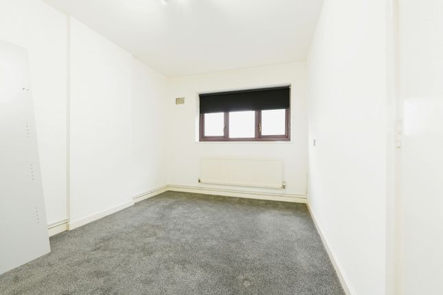 Flat for sale in Clarendon Street, Manchester