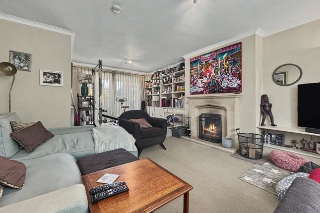 1, Court View Close, Almondsbury, Bristol, Gloucestershire, BS32 4DW, GB photo 3
