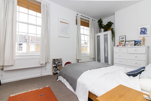 1, Kenmont Gardens, London photo 5