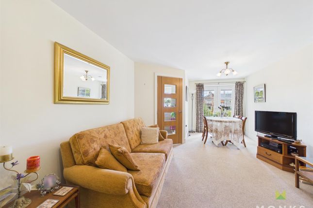 Apartment 14, Lock Court,, Shrewsbury photo 4
