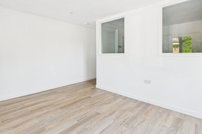3, Rampant Horse Lane, Downham Market photo 3