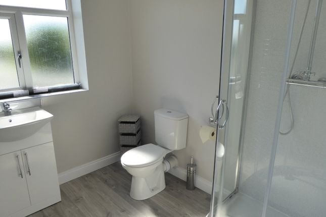 ROOM 4, 59, Church Road, Cheshire photo 5