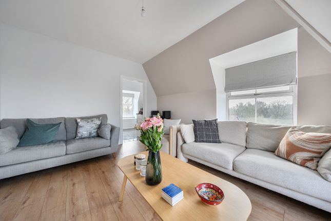 Flat 4, Bedfield House,, Taylors Corner, Winchester photo 3