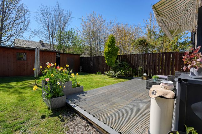 27, Invercauld Gardens, Aberdeen photo 3