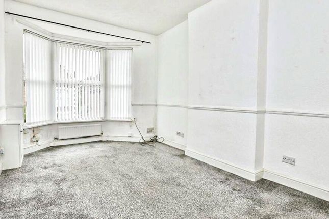 Flat 3, 14, Molineux Avenue, Liverpool photo 3