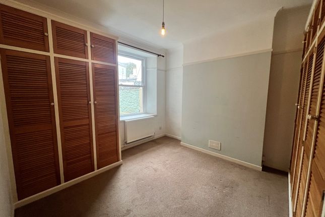 6 Admiralty Street, Stonehouse, Plymouth photo 3
