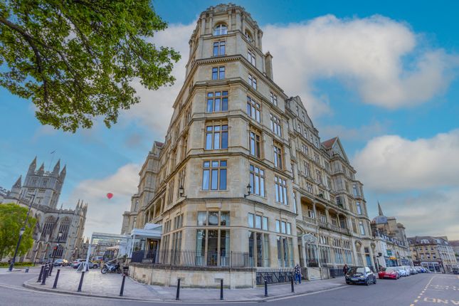 Flat for sale in The Empire, Bath