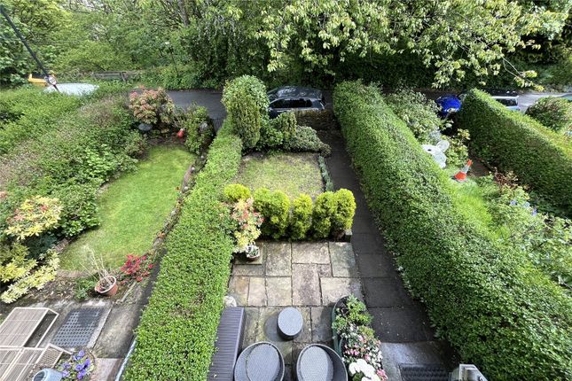 10, Mount View, Saddleworth photo 2