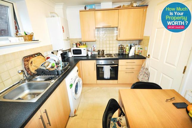 Flat for sale in College Street, Kempston, Bedford, Bedfordshire