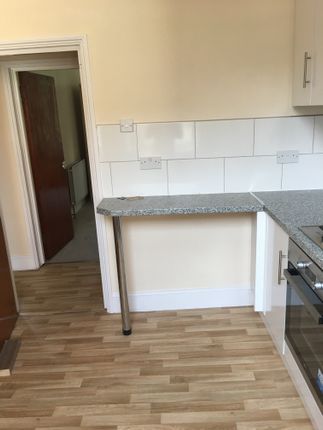 780A, Holloway Road, London photo 3