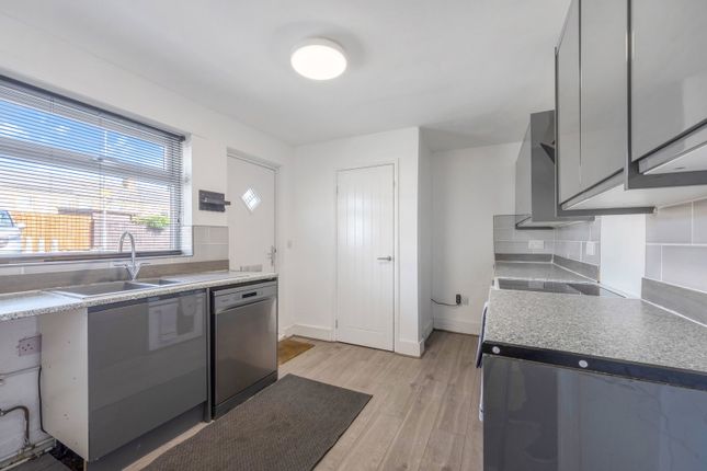 53, Seventh Row, Ashington photo 4