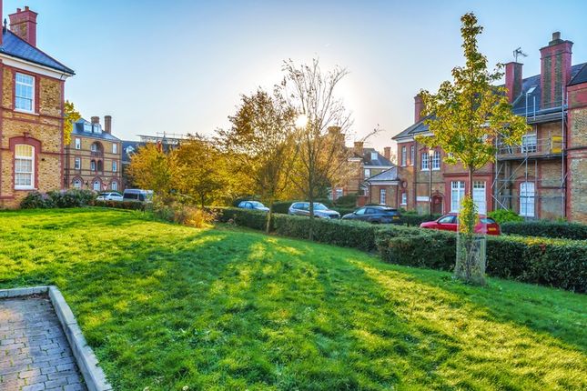 Flat for sale in Curie Lodge, Enfield, London